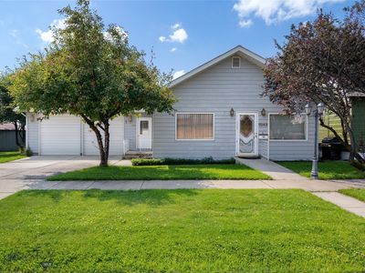 1043 S Colorado St