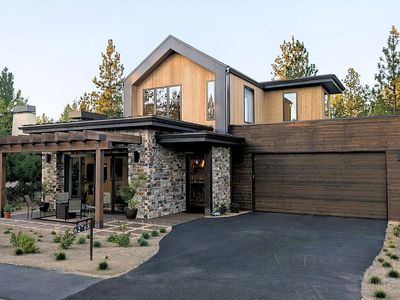 62768 NW Sand Lily Way