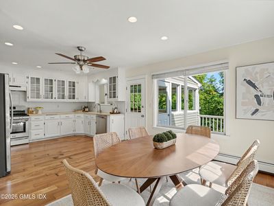 12B Cross Ln
