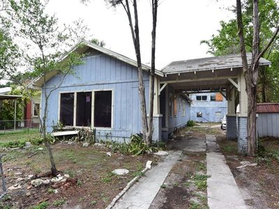 111 W Powhatan Ave