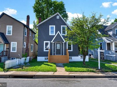 2027 Englewood Ave