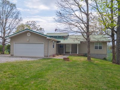 1927 Laurel Lake Dr