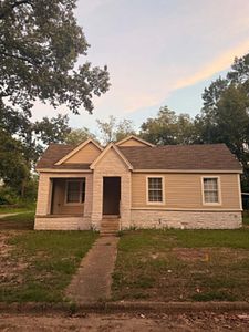 901 Glenn Ave