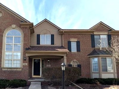 352 Sheffield Ct #18