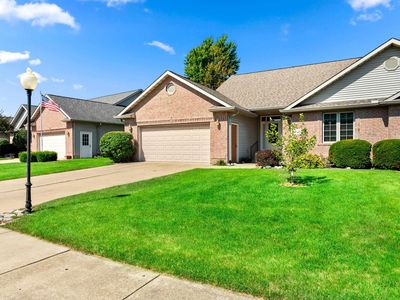 111 Hickory Ln
