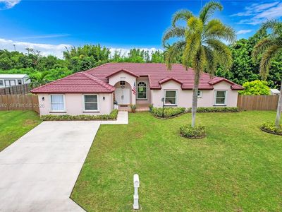 28565 SW 158th Ct