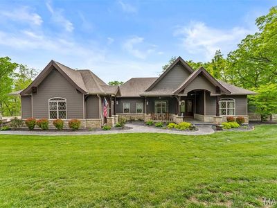 24 Kniess Ct