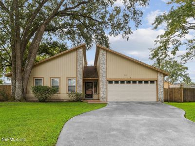 527 SAMUEL HUNTINGTON Street