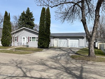326 Summit Ave