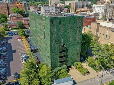 540 N Neville St APT 404