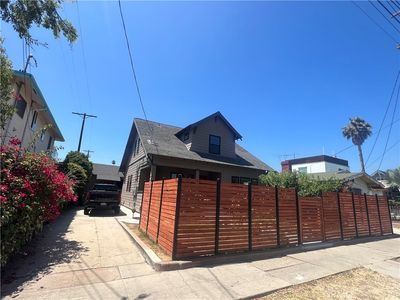 1203 N Normandie Ave