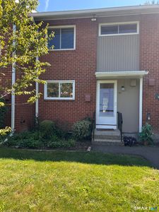 122 Centerbrook Road