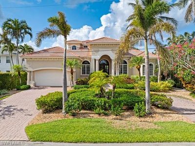 1400 Jewel Box AVE