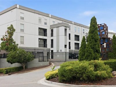 747 Ralph McGill Blvd NE Unit 202