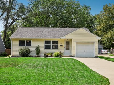 1111 Scott Ave