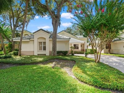 6005 FAIRWAY PALMS COURT