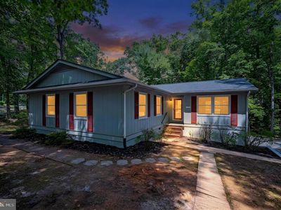 100 Tall Pines Ave