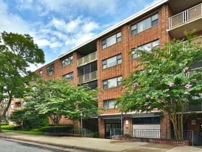 100 Clinton Avenue #1F