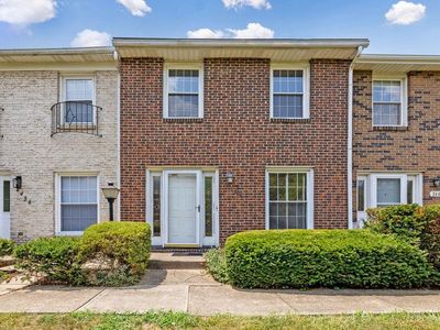 2438 Hardesty Dr S