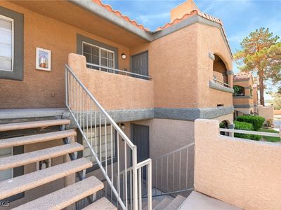 230 Mission Catalina Ln APT 202