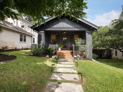 1304 Travis Heights Blvd