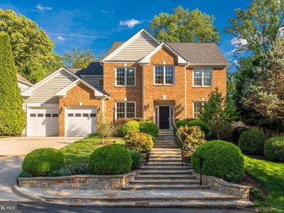 6915 Saint Albans Rd