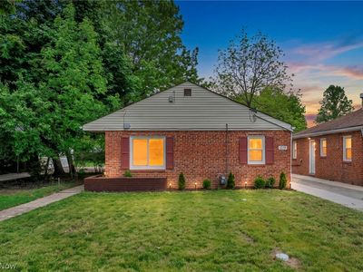 Property at 1279 Elmwood Rd, Mayfield Heights, OH