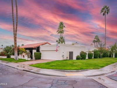 8540 E San Benito Dr