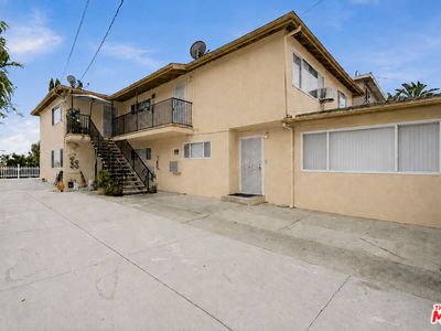1206 N Park Western Dr