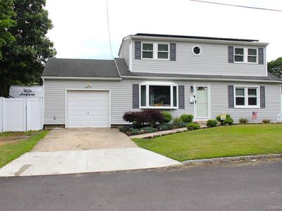 12 Carol Drive