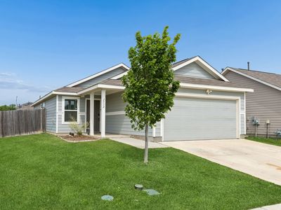 2932 Dora Dr