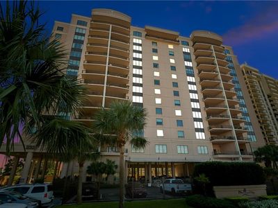 232 Lake Marina Ave APT 5A