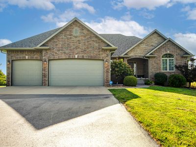 2452 N Arrow Lane