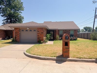 Property at 1 Morning Dr, Burkburnett, TX