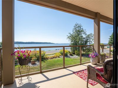 1300 Peace Portal Dr #206