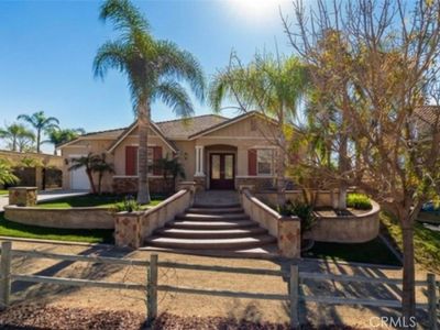 1426 Valley Dr