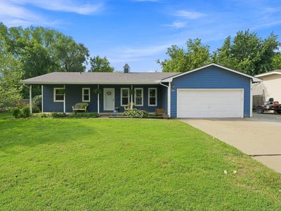 513 E Burning Tree Rd