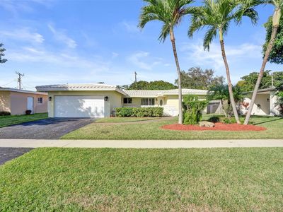 2241 NE 61st Court