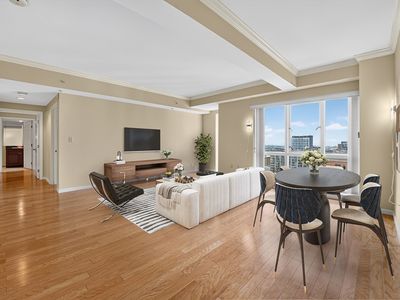 1 Nassau St Unit 1607