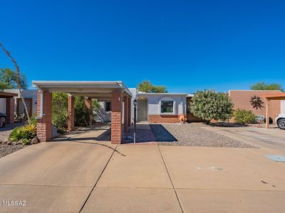 221 N Paseo De Los Conquistadores