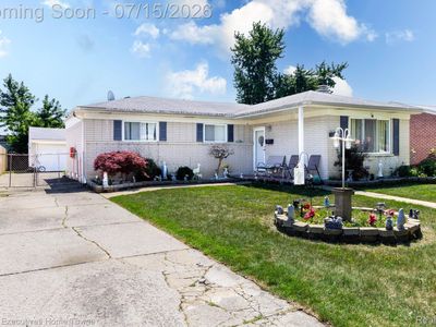 32566 Revere Dr