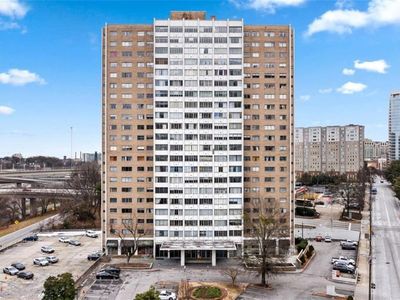 215 Piedmont Ave NE APT 702
