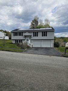 14 Pinewood Ln