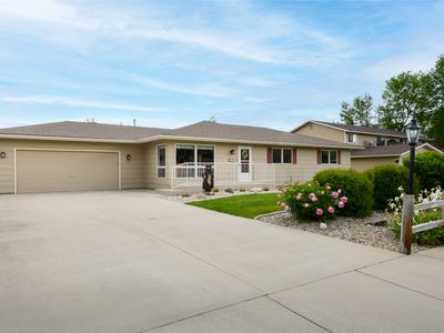 802 Parker Ave