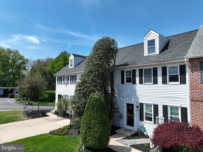 Property at 104 Ashley Dr, Ephrata, PA