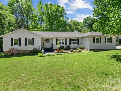 120 Captain White Dr