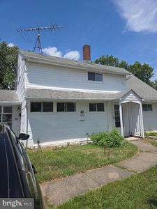 41 Whitewood Dr