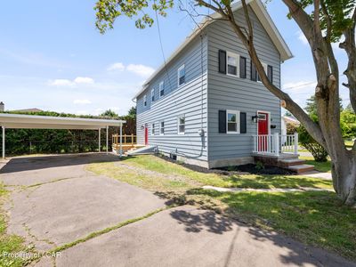 14 Hughes St