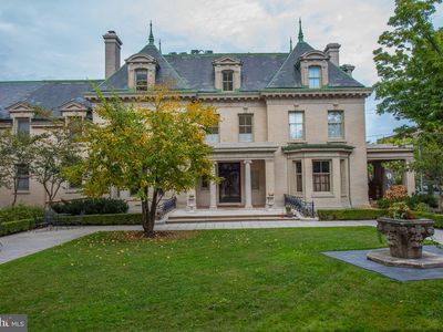 4200 Pine St APT 502