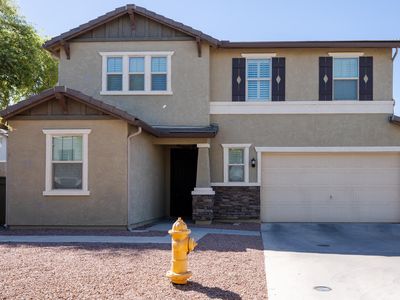 241 E ROADRUNNER Drive